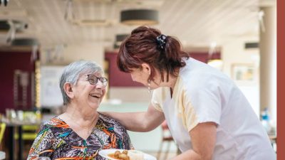 Agent d&rsquo;entretien et de restauration en EHPAD (H/F)